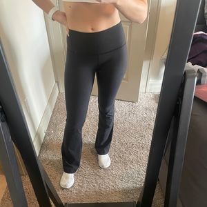 Lululemon leggings black size 4